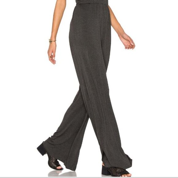 🎉NWT🎉CLAYTON Agnes Jumpsuit from Revolve - Picture 5 of 8